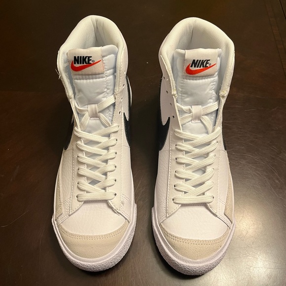 New Nike blazer Mid 77 Leather White Black Sneaker Shoes Size US 7Y - Picture 5 of 12